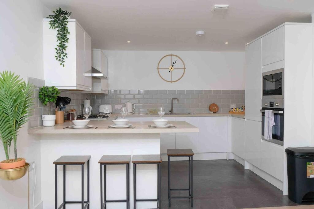 Garden Of Eden 1 Bedroom Flat In Fishponds Bristol Exterior foto